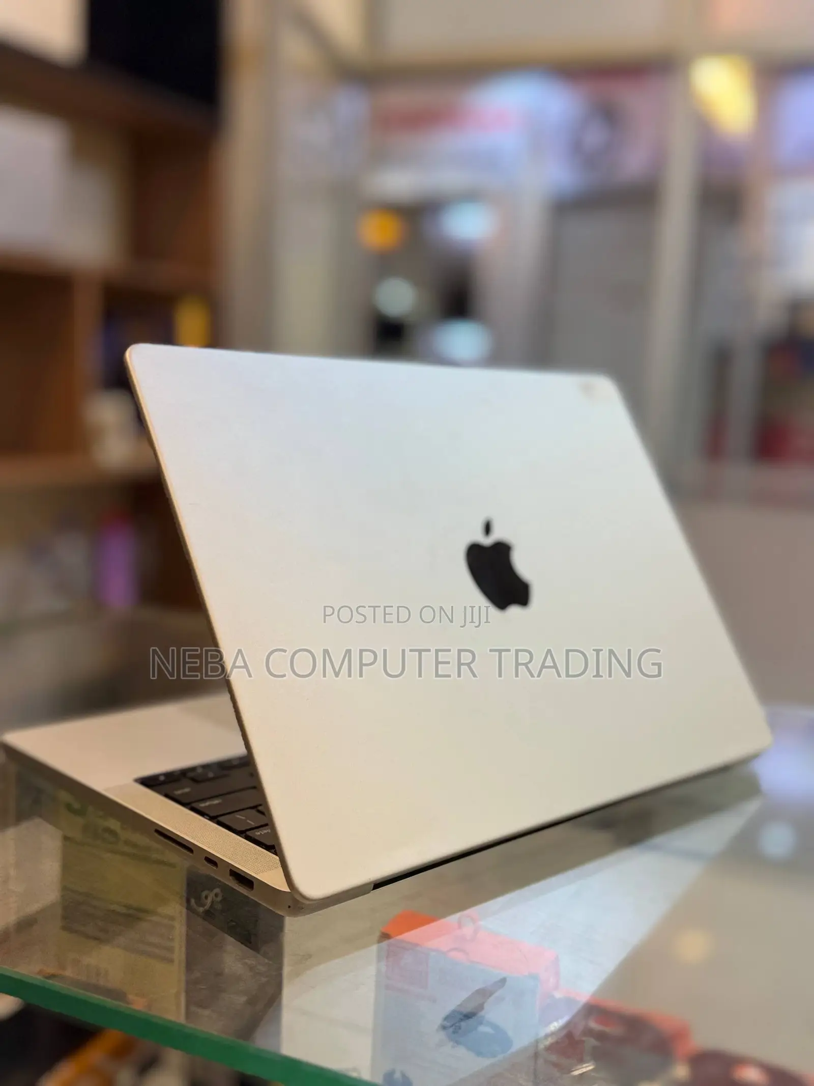 New Laptop Apple MacBook Pro 2021 M1 16GB Apple M1 Pro SSD 512GB