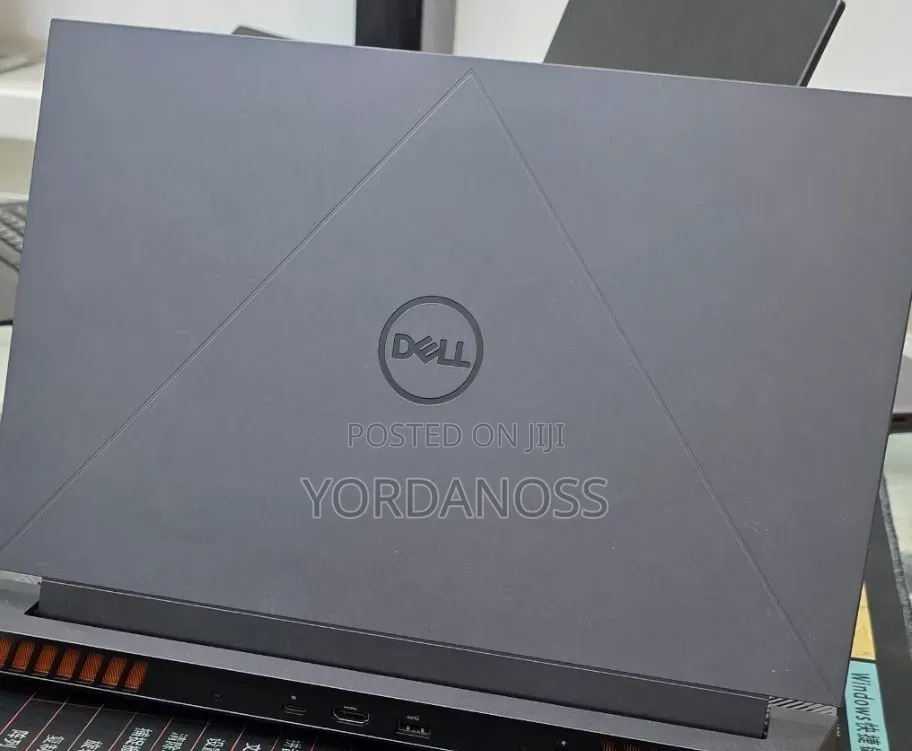 New Laptop Dell G15 5511 16GB Intel Core i7 SSD 1T