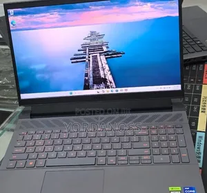 New Laptop Dell G15 5511 16GB Intel Core i7 SSD 1T