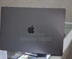 New Laptop Apple MacBook Pro 2021 M1 Max 32GB Apple M1 Max SSD 1T