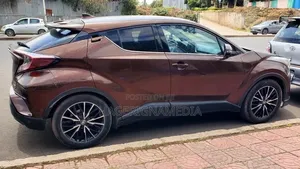 Toyota C-HR 2017 Brown