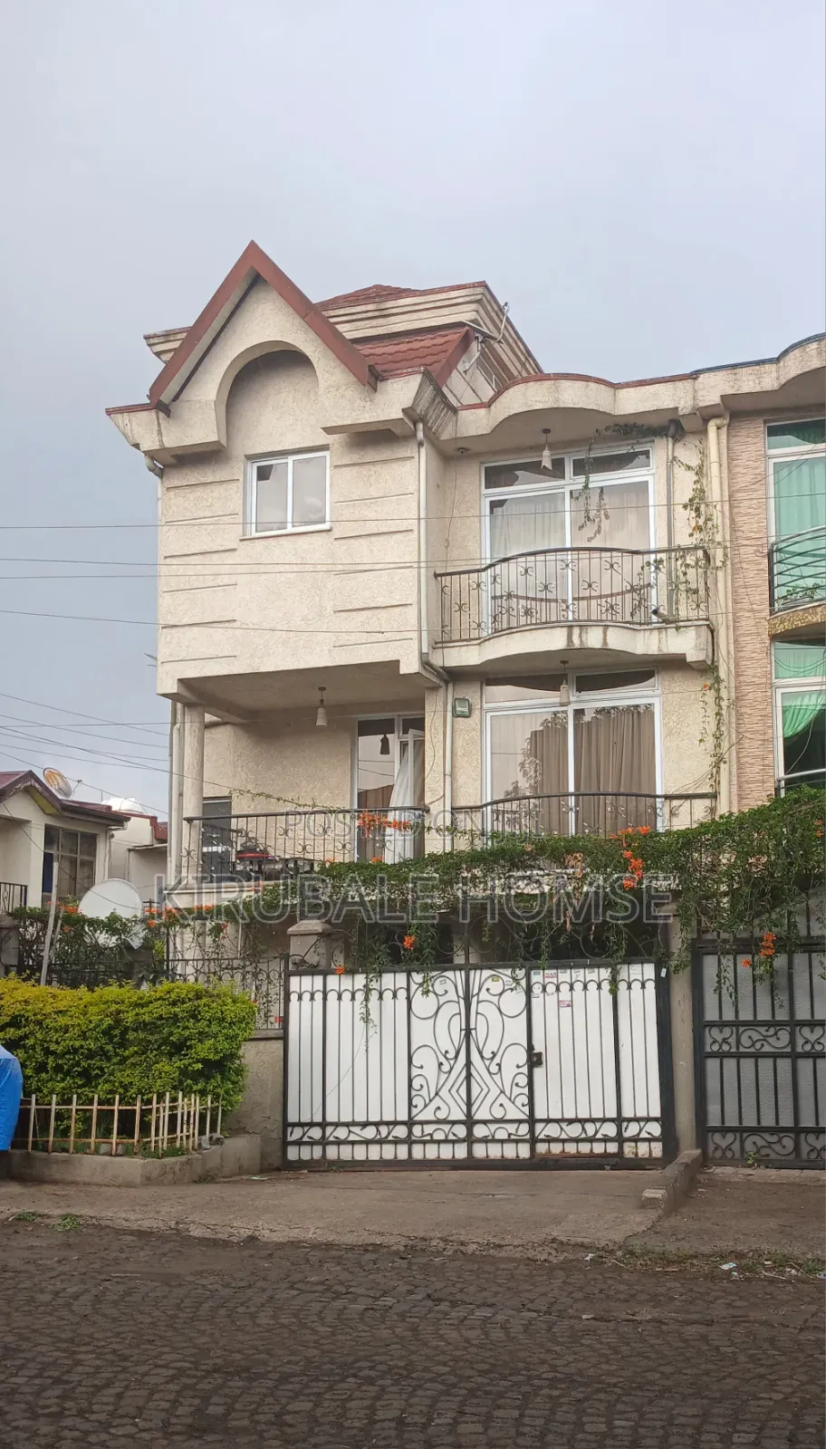 5bdrm Apartment in Semit Flbate, Bole for sale