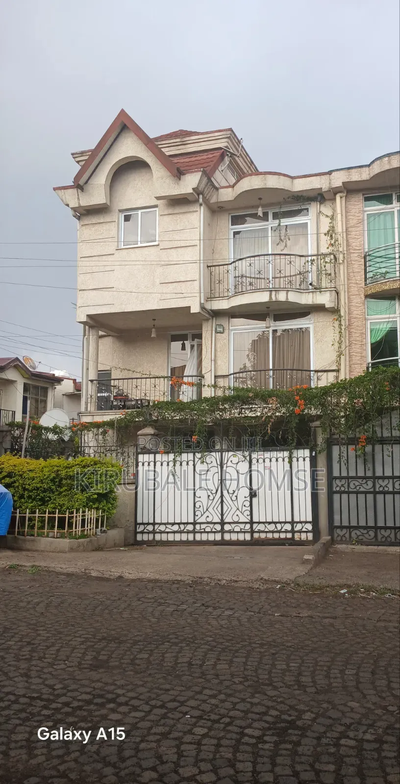 5bdrm Apartment in Semit Flbate, Bole for sale