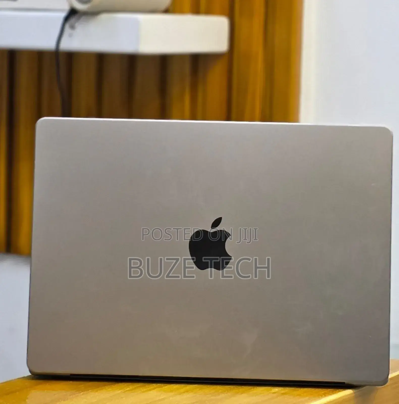 New Laptop Apple MacBook Pro 2021 M1 16GB Apple M1 Pro SSD 1T