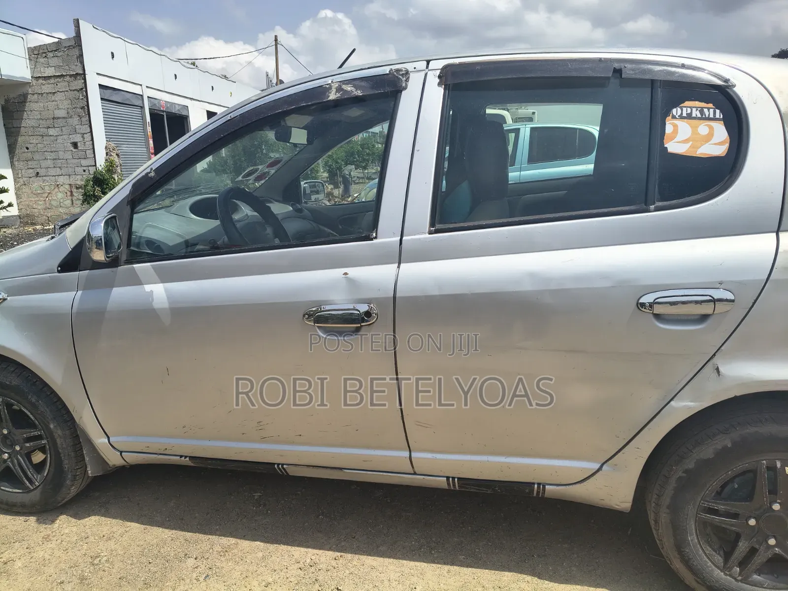 Toyota Hilux 2000 Silver