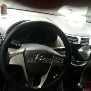 Hyundai Accent 2015 Silver