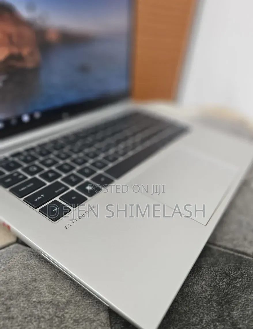 New Laptop HP EliteBook 845 G10 16GB AMD Ryzen 5 SSD 512GB