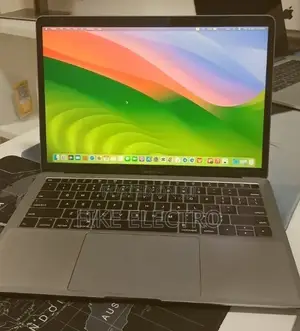 New Laptop Apple MacBook Air 2019 8GB Intel Core i5 SSD 128GB