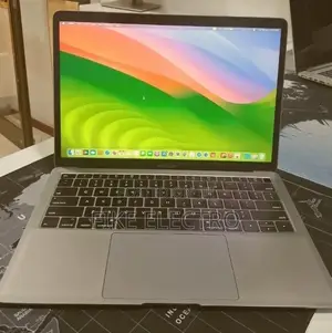 New Laptop Apple MacBook Air 2019 8GB Intel Core i5 SSD 128GB