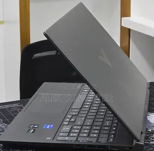 New Laptop HP Omen 15 16GB Intel Core i7 SSD 1T