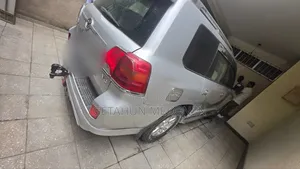 Toyota Land Cruiser 2011 Silver