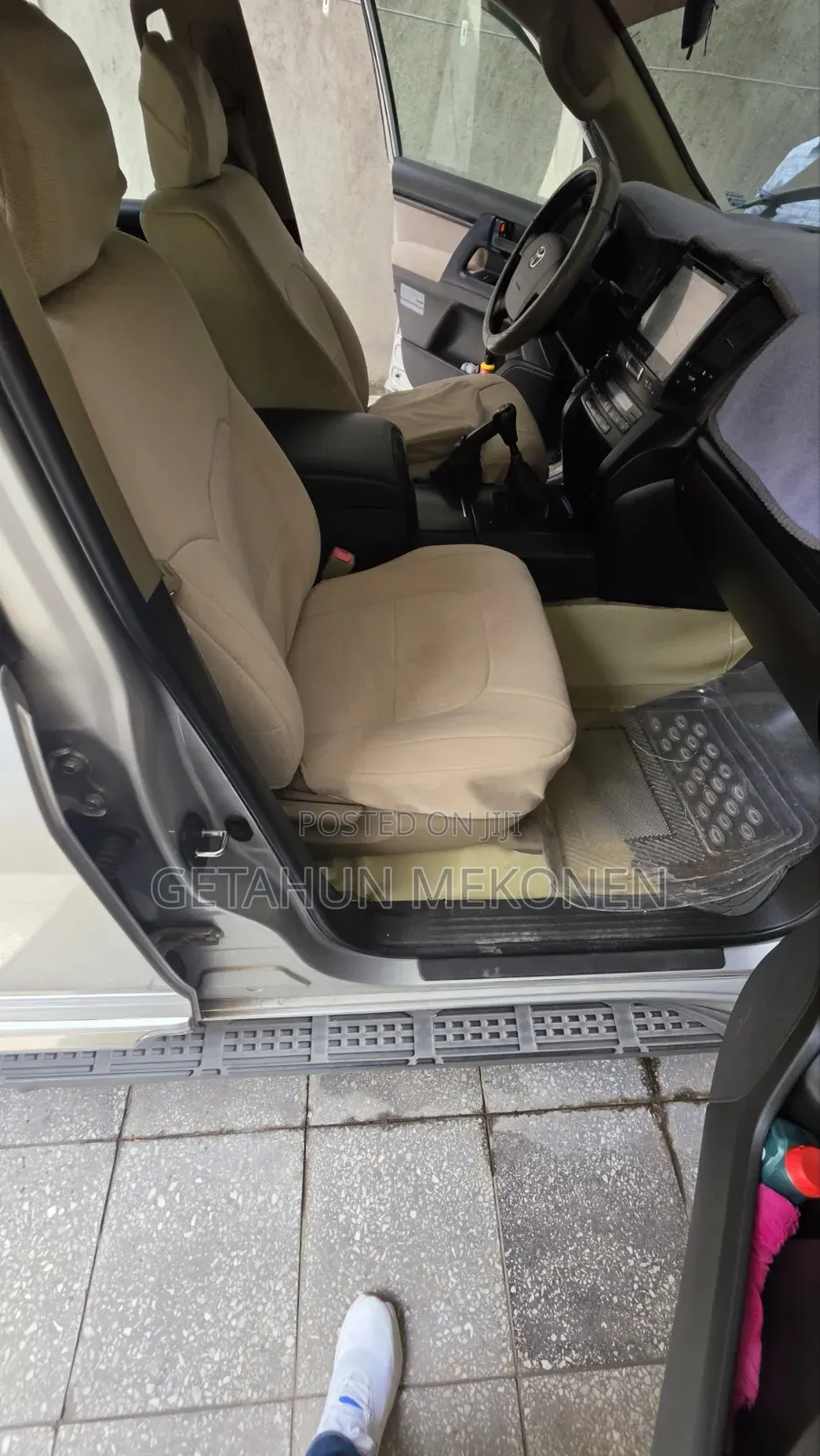 Toyota Land Cruiser 2011 Silver