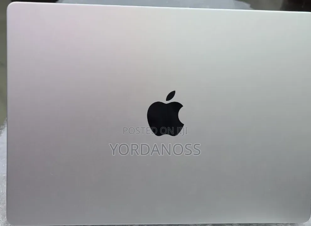 New Laptop Apple MacBook Pro 2021 M1 16GB Apple M1 Pro SSD 512GB