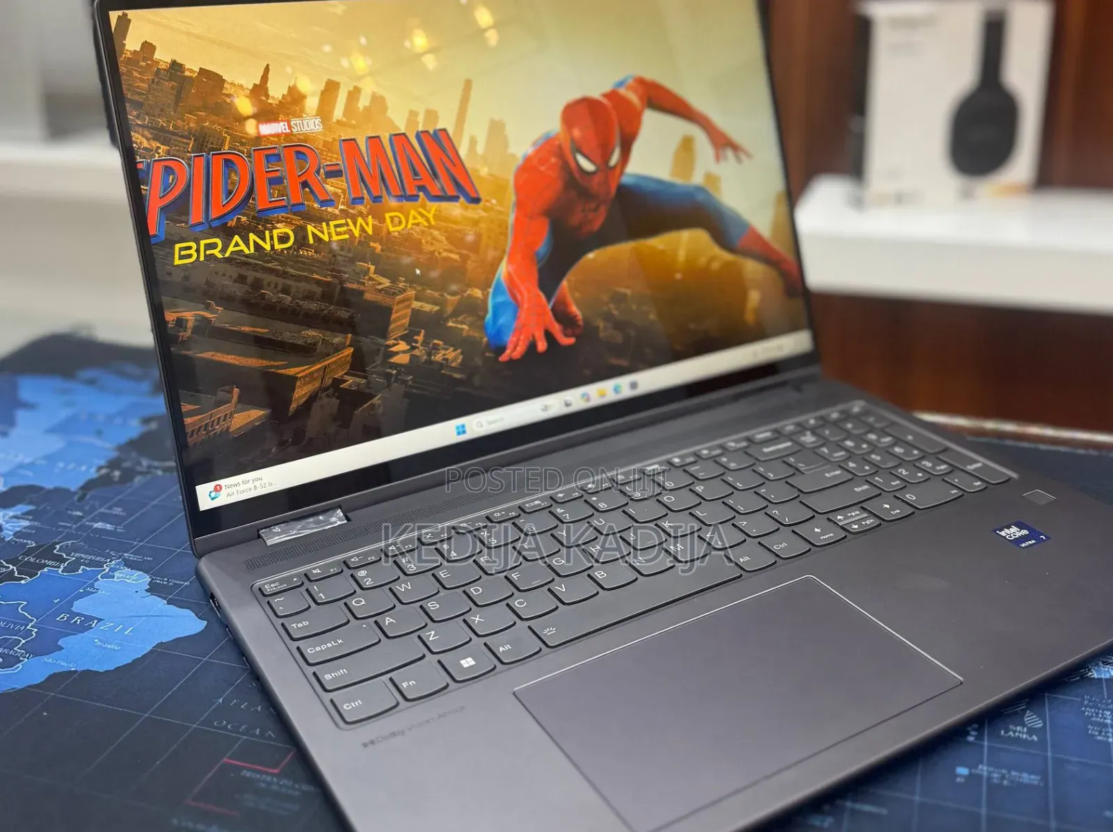 New Laptop Lenovo Yoga 7i 16GB Intel Core Ultra 7 SSD 512GB
