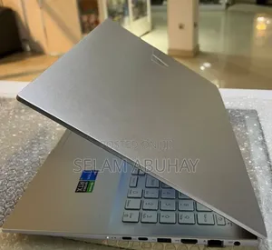 New Laptop Asus Vivobook 16 16GB Intel Core i5 SSD 512GB