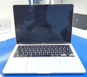New Laptop Apple MacBook Pro 2020 M1 16GB Apple M1 Pro SSD 512GB