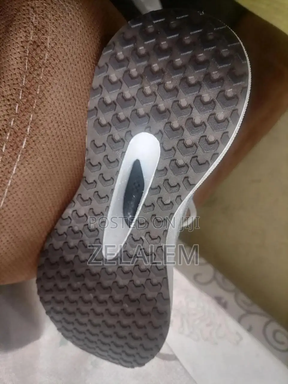 Running Shoes Best Quality