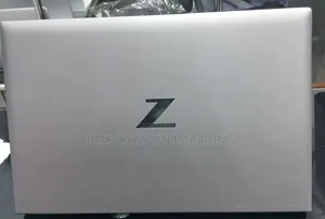 New Laptop HP ZBook Firefly 16 G10 16GB Intel Core i7 SSD 512GB