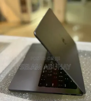 New Laptop Apple MacBook Pro 2021 M1 16GB Apple M1 SSD 512GB