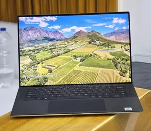 New Laptop Dell XPS 15 16GB Intel Core i7 SSD 512GB