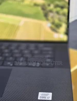New Laptop Dell XPS 15 16GB Intel Core i7 SSD 512GB