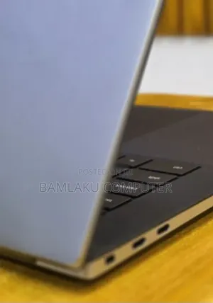 New Laptop Dell Precision 5560 16GB Intel Core i7 SSD 512GB