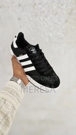 Adidas Jeans Sneakers