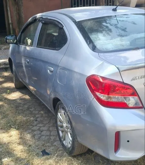 Mitsubishi Attrage 2022 Gray