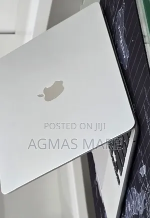 New Laptop Apple MacBook Air 2022 M2 16GB Apple M2 SSD 512GB
