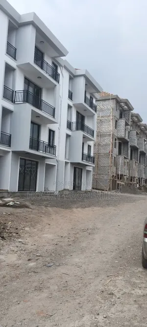 Furnished 3bdrm Apartment in Kangaroo, Bole for sale