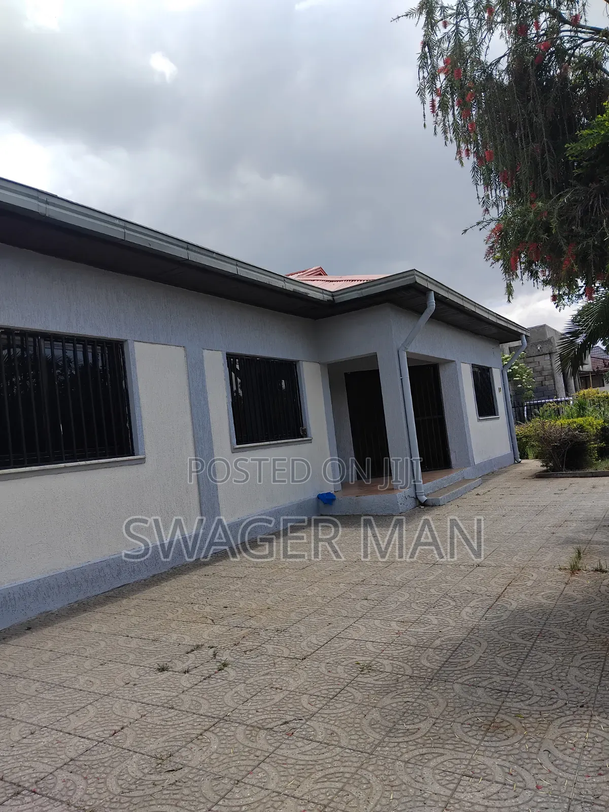 Furnished 5bdrm Villa in Tafo Ropak Real, Yeka for sale
