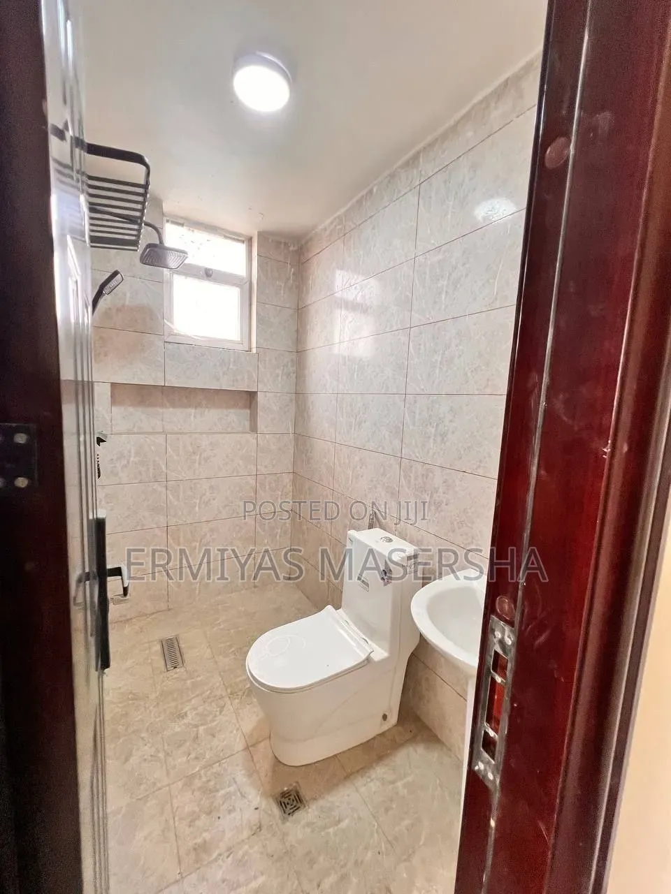 Furnished 3bdrm Condo in Yeka for sale