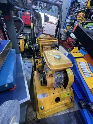 Compactor Machine 120 Cc