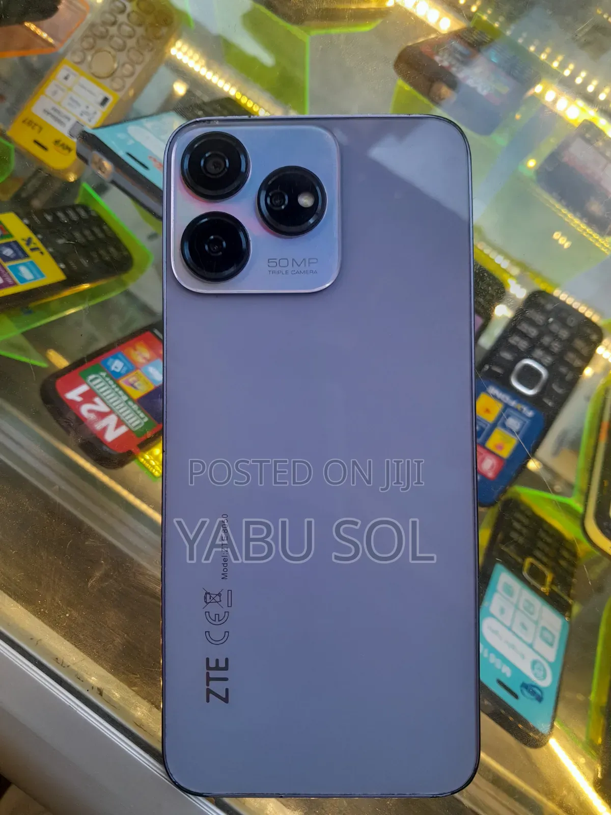 ZTE Z557 8 GB Blue