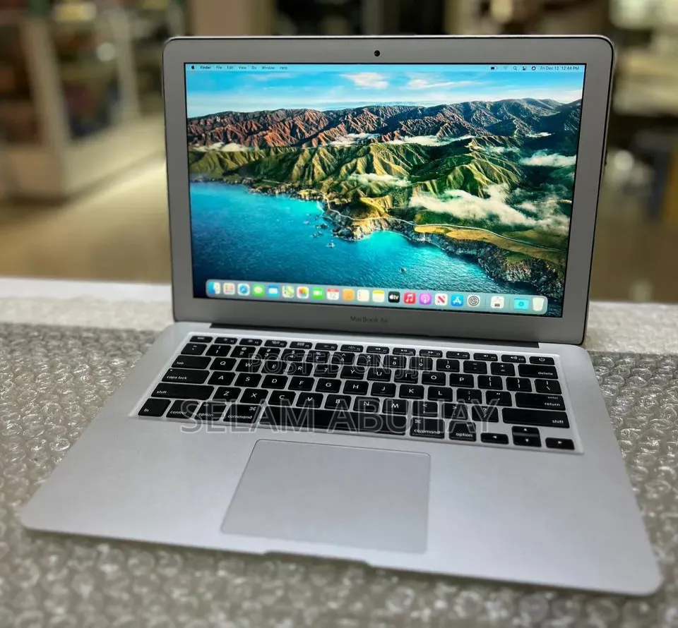 New Laptop Apple MacBook Air 2014 4GB Intel Core i5 SSD 256GB