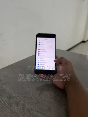 Apple iPhone 8 Plus 64 GB Black