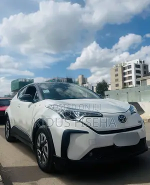 Toyota C-HR 2023 White