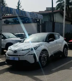 Toyota C-HR 2023 White