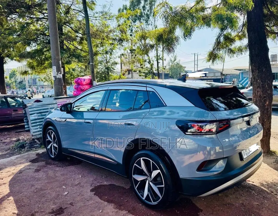 Volkswagen ID.4 2023 Gray