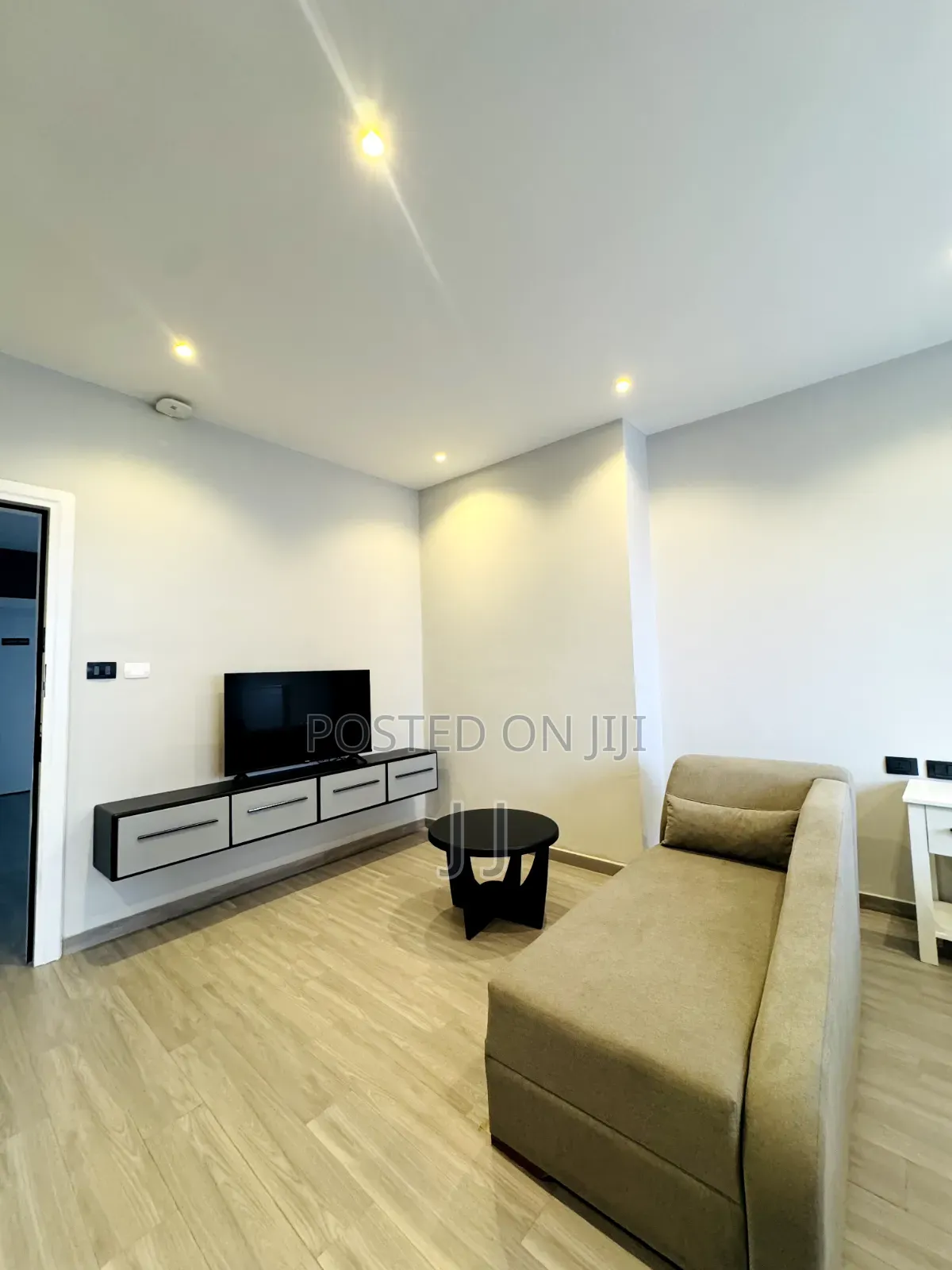 Furnished Studio Apartment in Arada for rent