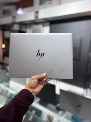 Laptop HP ZBook Firefly 14 G10 16GB Intel Core i5 SSD 512GB