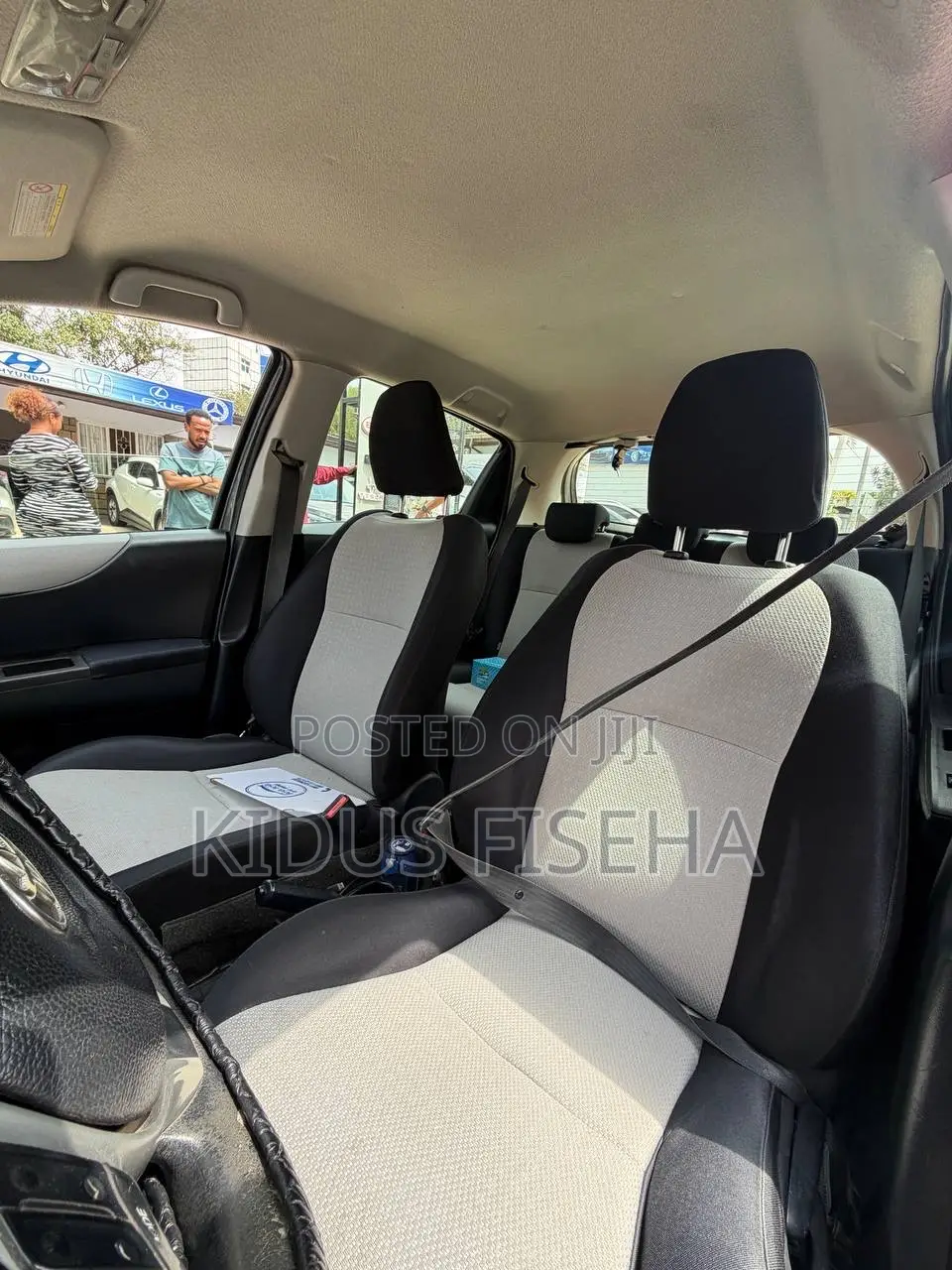 Toyota Yaris 2013 Gray