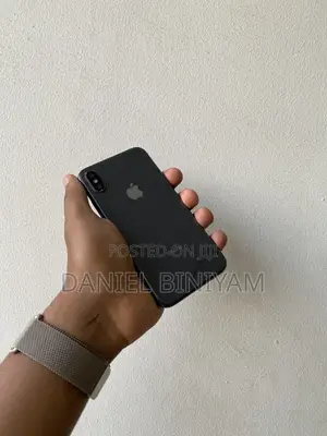 Apple iPhone X 64 GB Black