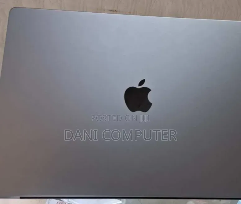 New Laptop Apple MacBook Pro 2021 M1 16GB Apple M1 Pro SSD 1T