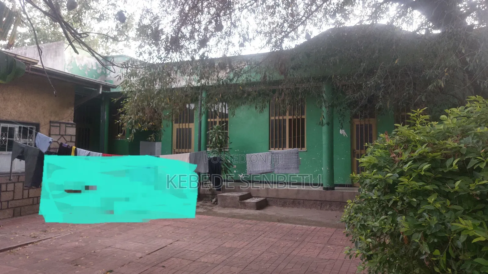 12bdrm House in Oromia, Bole for sale