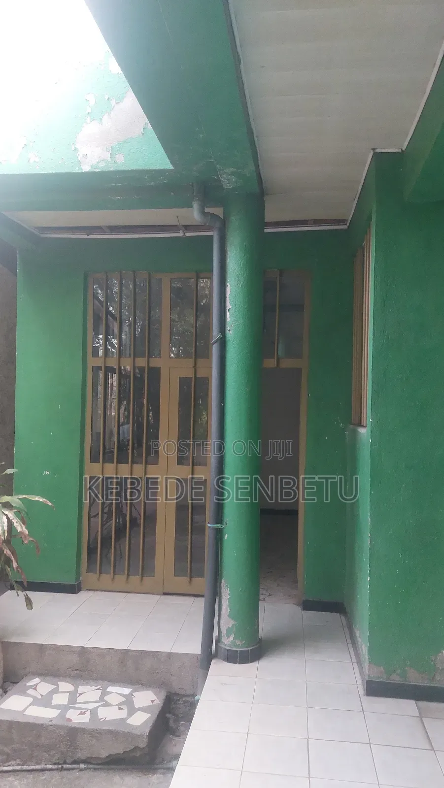 12bdrm House in Oromia, Bole for sale