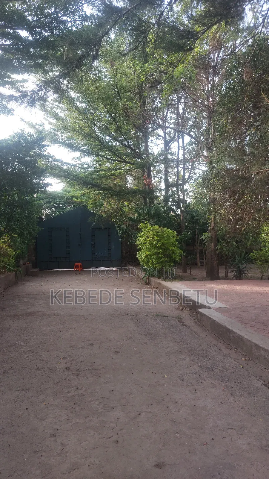 12bdrm House in Oromia, Bole for sale