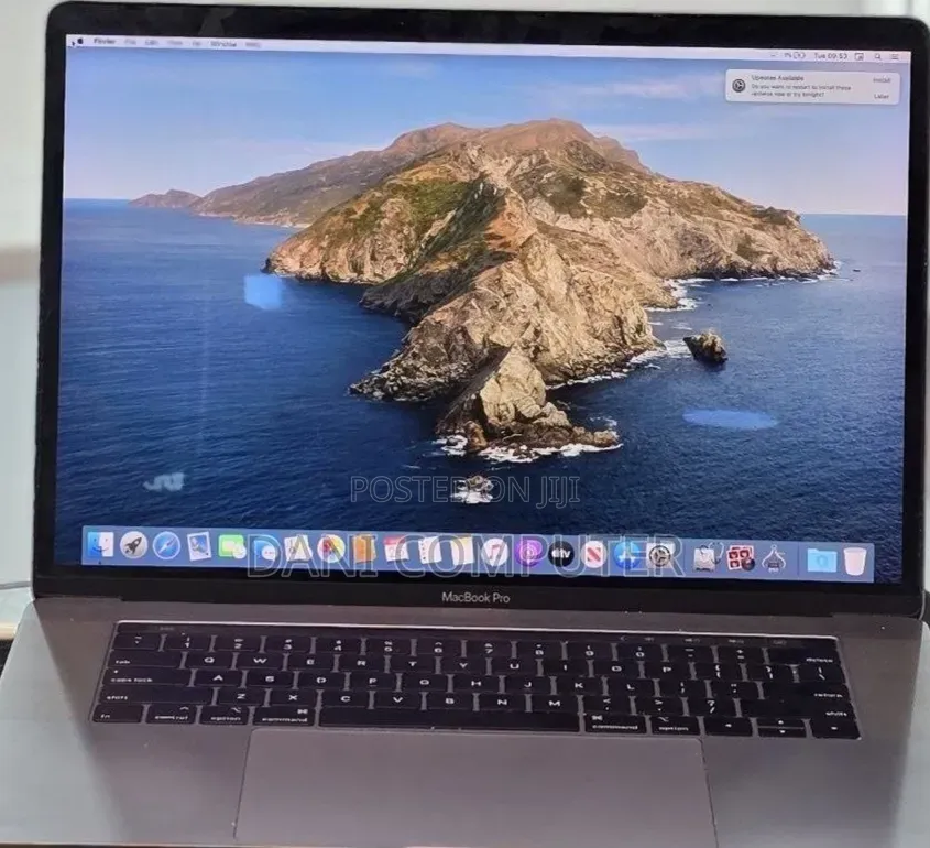 New Laptop Apple MacBook Pro 2018 32GB Intel Core i7 SSD 1T