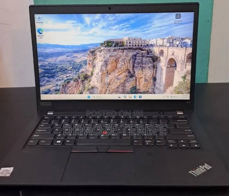 New Laptop Lenovo ThinkPad T14 16GB Intel Core i7 SSD 512GB