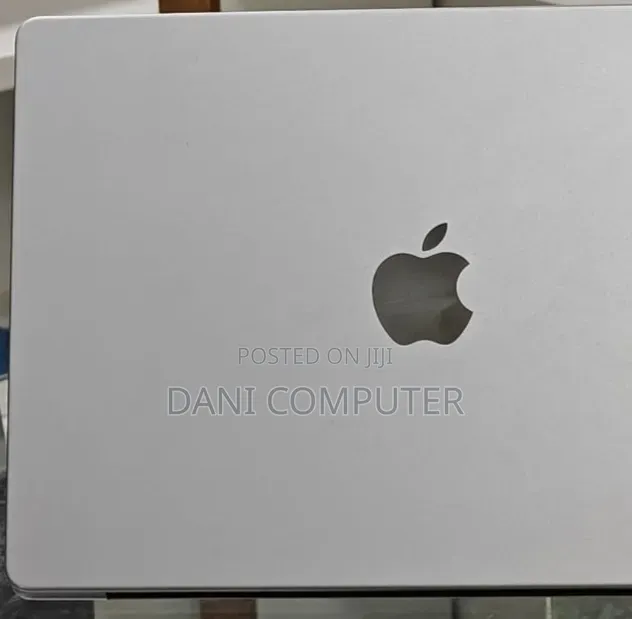 New Laptop Apple MacBook Pro 2023 M3 8GB Intel Core M3 SSD 512GB